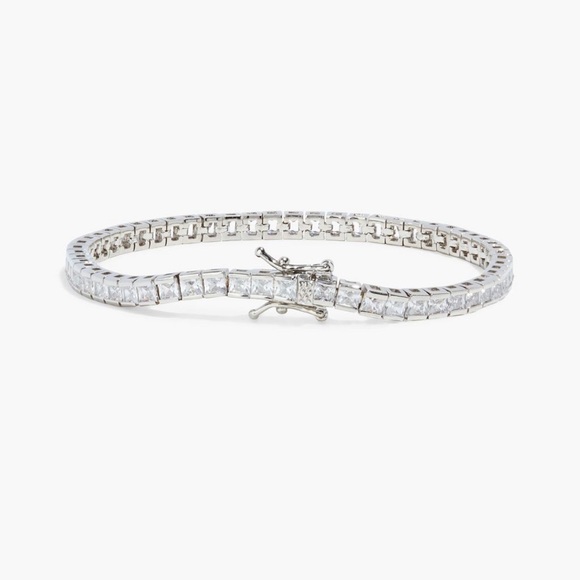 CZ BY KENNETH JAY LANE
Rhodium-plated crystal bracelet - Picture 2 of 3